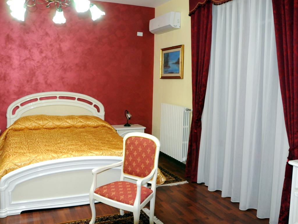 B&B Diamante Nissoria Kamer foto