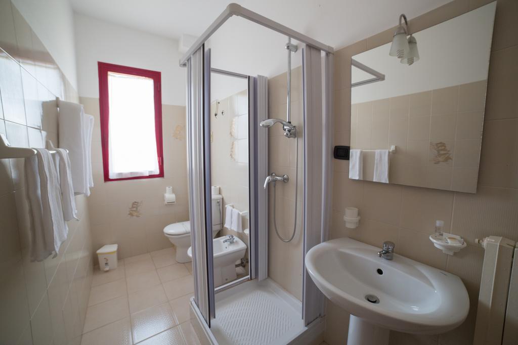 B&B Diamante Nissoria Buitenkant foto