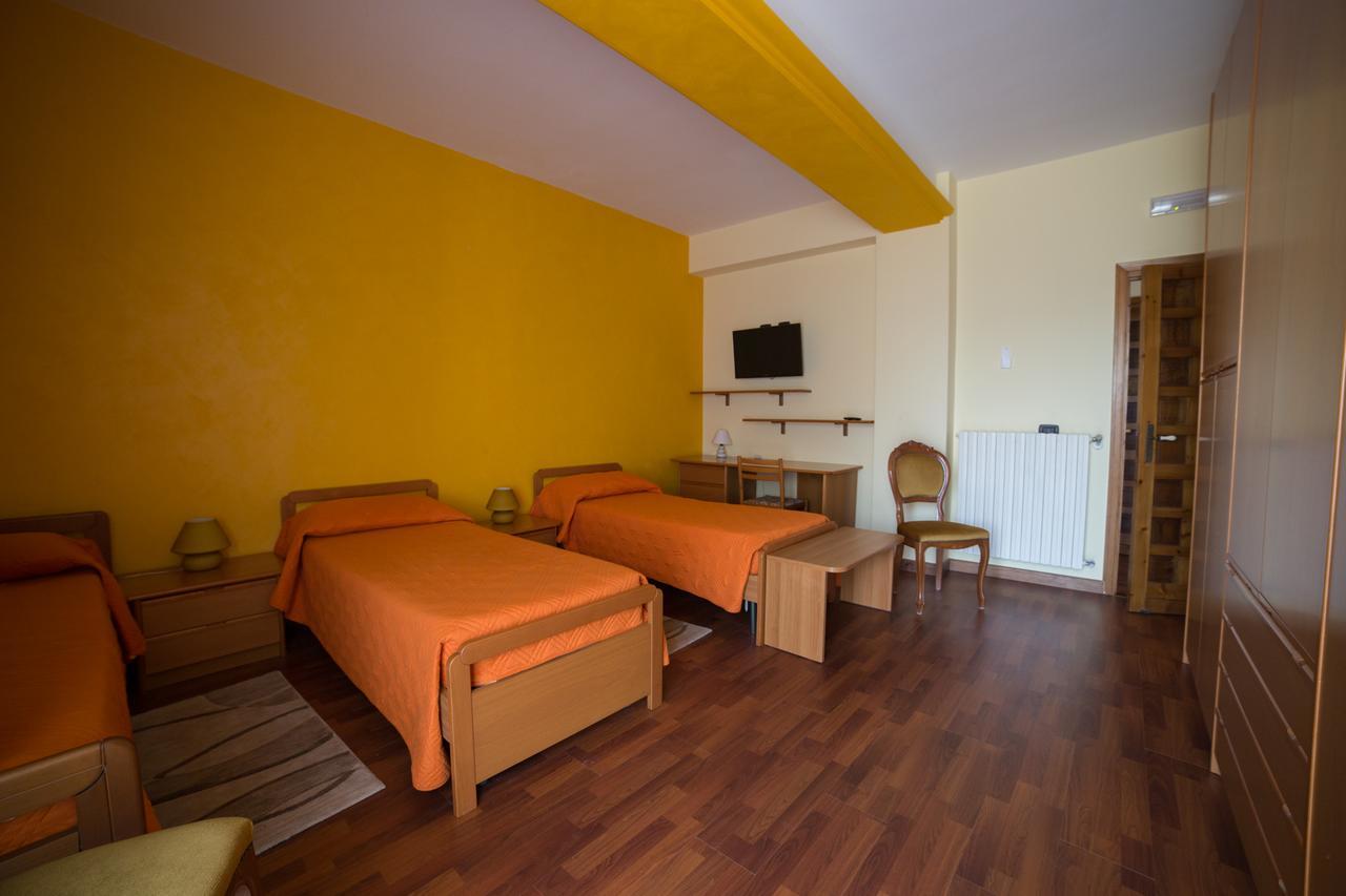 B&B Diamante Nissoria Buitenkant foto